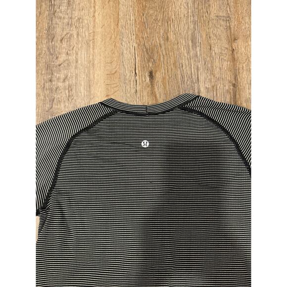 Lululemon Women’s Swiftly Tech Long Sleeve Crew Size 8 - Picture 5 of 9
